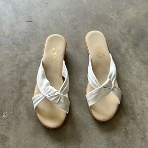 Jildor sandals